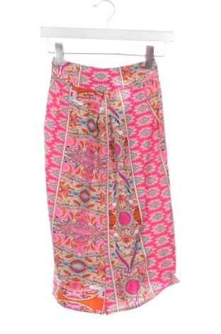 Damskie szorty SHEIN, Rozmiar XS, Kolor Kolorowy, Cena 62,99 zł