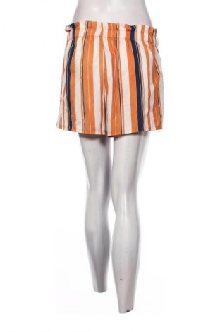 Damen Shorts SHEIN, Größe M, Farbe Mehrfarbig, Preis 13,99 €