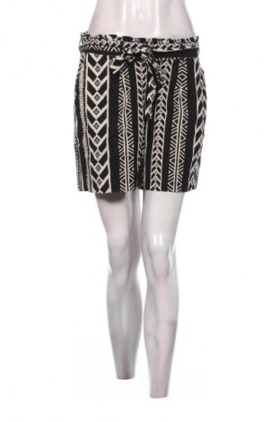 Pantaloni scurți de femei Vero Moda, Mărime L, Culoare Multicolor, Preț 47,99 Lei