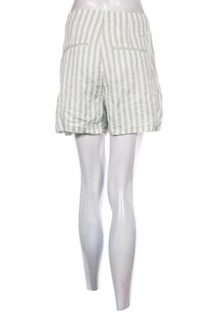 Damen Shorts Vero Moda, Größe M, Farbe Mehrfarbig, Preis € 10,69