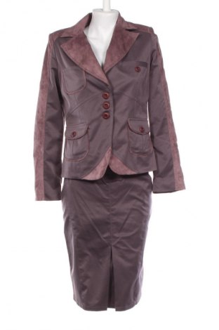 Costum de femei Stella Belcheva, Mărime M, Culoare Mov, Preț 241,10 Lei