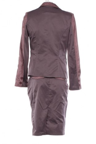 Costum de femei Stella Belcheva, Mărime M, Culoare Mov, Preț 241,10 Lei