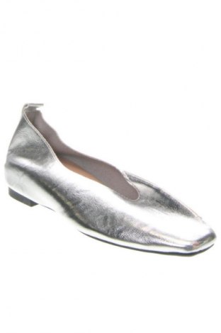 Damenschuhe Unbranded, Größe 40, Farbe Silber, Preis 31,00 €