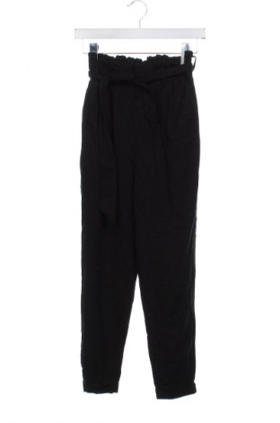 Dámske nohavice Bershka, Veľkosť XS, Farba Čierna, Cena  14,75 €