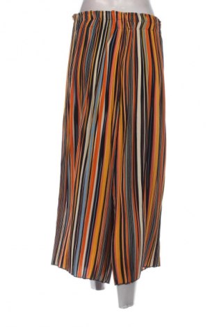 Női nadrág Bershka, Méret L, Szín Sokszínű, Ár 6 138 Ft
