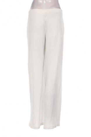 Damenhose Bershka, Größe S, Farbe Weiß, Preis € 20,99