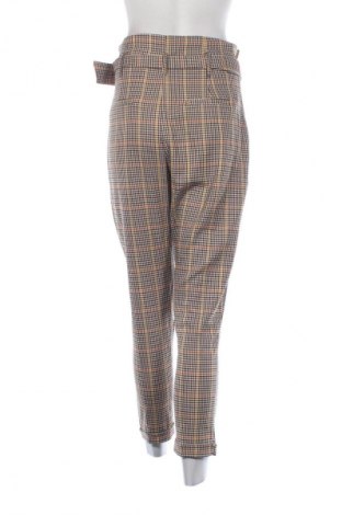 Damenhose Bershka, Größe M, Farbe Mehrfarbig, Preis 14,83 €
