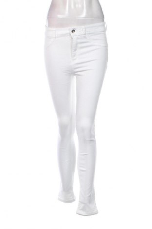 Pantaloni de femei Calzedonia, Mărime M, Culoare Alb, Preț 112,48 Lei