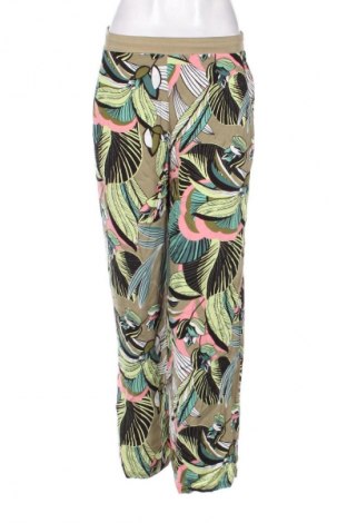 Damenhose Canda, Größe M, Farbe Mehrfarbig, Preis 20,99 €
