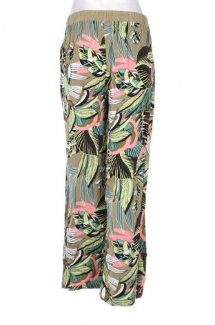 Damenhose Canda, Größe M, Farbe Mehrfarbig, Preis 20,99 €
