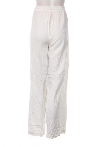 Damenhose Cotton On, Größe XL, Farbe Weiß, Preis 20,99 €