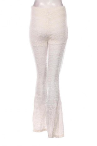 Damenhose Fashion nova, Größe S, Farbe Ecru, Preis 14,83 €