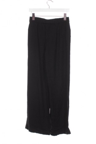 Γυναικείο παντελόνι Gina Tricot, Μέγεθος XS, Χρώμα Μαύρο, Τιμή 13,81 €