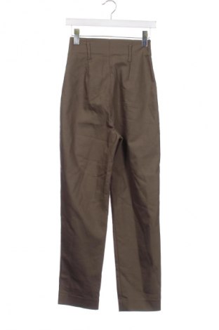 Дамски панталон Massimo Dutti, Размер XS, Цвят Зелен, Цена 62,00 лв.