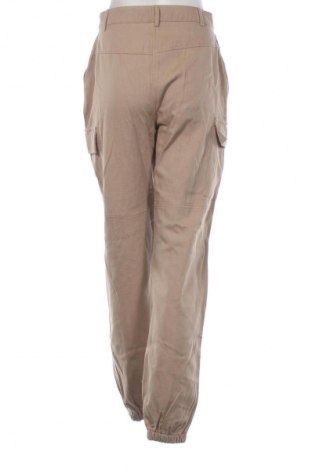 Damenhose Missguided, Größe M, Farbe Beige, Preis 23,53 €