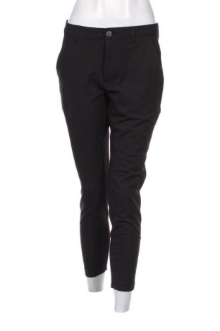 Damenhose Pull&Bear, Größe M, Farbe Schwarz, Preis 33,99 €