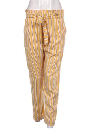 Damenhose Pull&Bear, Größe M, Farbe Mehrfarbig, Preis € 14,75