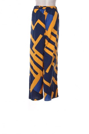Damskie spodnie SHEIN, Rozmiar 3XL, Kolor Kolorowy, Cena 95,99 zł