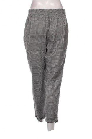 Damenhose Stradivarius, Größe L, Farbe Mehrfarbig, Preis 20,99 €
