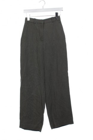 Damskie spodnie Zara, Rozmiar XS, Kolor Zielony, Cena 62,07 zł