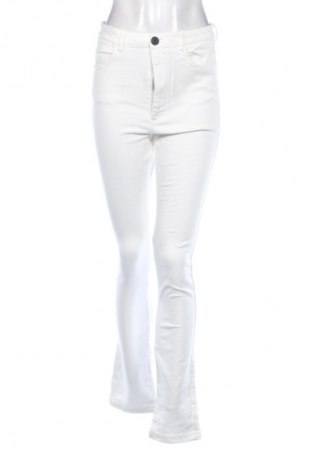 Damenhose Zara, Größe M, Farbe Weiß, Preis 13,81 €