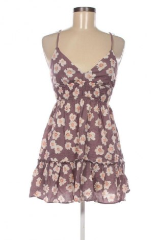 Dámský top Pull&Bear, Velikost S, Barva Vícebarevné, Cena  367,00 Kč