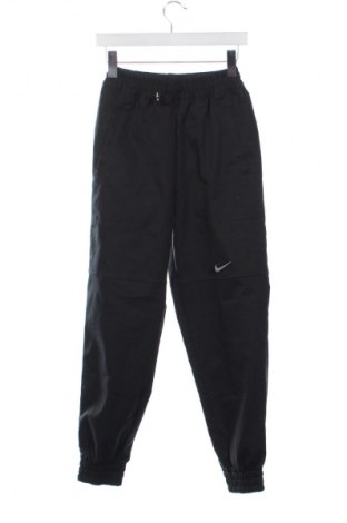 Damen Sporthose Nike, Größe XS, Farbe Schwarz, Preis 28,99 €