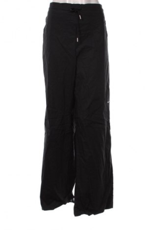 Damen Sporthose Nike, Größe XXL, Farbe Schwarz, Preis 28,99 €