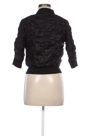Dámská bunda  Forever 21, Velikost L, Barva Černá, Cena  1 169,00 Kč