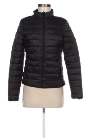 Дамско яке Pull&Bear, Размер M, Цвят Черен, Цена 47,45 лв.