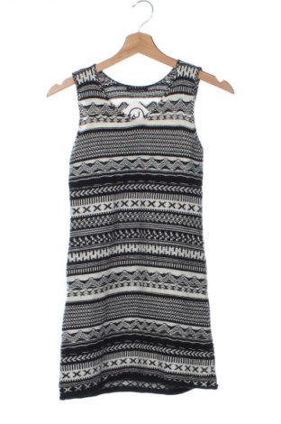 Dětské šaty  Sisley, Velikost 8-9y/ 134-140 cm, Barva Vícebarevné, Cena  659,00 Kč