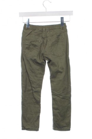 Kinderjeans H&M, Größe 5-6y/ 116-122 cm, Farbe Grün, Preis 22,99 €