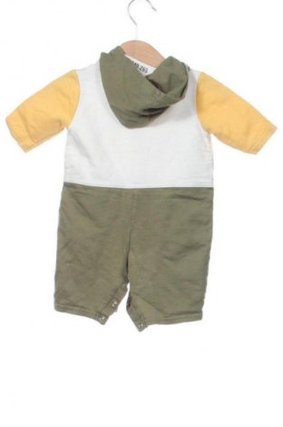 Kinder Overall Unbranded, Größe 2-3m/ 56-62 cm, Farbe Mehrfarbig, Preis 16,69 €
