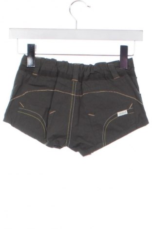 Gyerek rövidnadrág Killah, Méret 6-7y / 122-128 cm, Szín Zöld, Ár 9 109 Ft