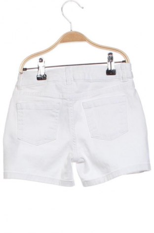 Detské krátke nohavice  LC Waikiki, Veľkosť 5-6y/ 116-122 cm, Farba Biela, Cena  7,16 €