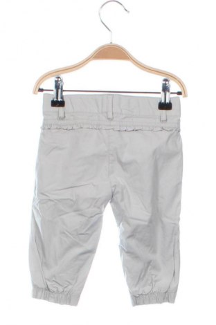 Dziecięce spodnie United Colors Of Benetton, Rozmiar 6-9m/ 68-74 cm, Kolor Szary, Cena 57,00 zł