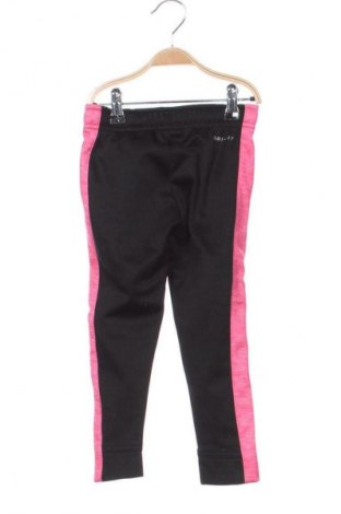Kinder Sporthose Nike, Größe 2-3y/ 98-104 cm, Farbe Mehrfarbig, Preis 17,80 €
