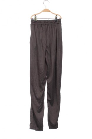 Παιδική κάτω φόρμα Unbranded, Μέγεθος 9-10y/ 140-146 εκ., Χρώμα Πράσινο, Τιμή 15,99 €