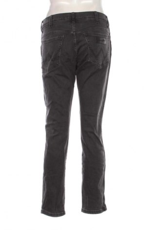 Мъжки дънки Wrangler, Размер M, Цвят Черен, Цена 75,99 лв.