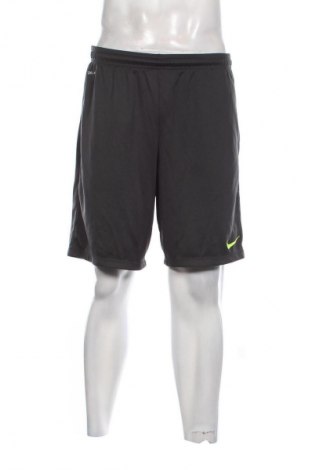 Мъжки къс панталон Nike, Размер XL, Цвят Сив, Цена 34,99 лв.