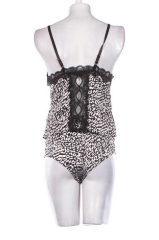 Pijama LivCo Corsetti, Mărime S, Culoare Multicolor, Preț 177,43 Lei