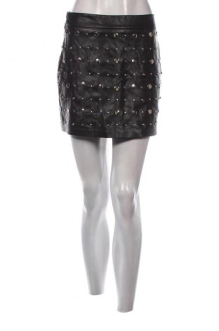 Spódnica Bershka, Rozmiar S, Kolor Czarny, Cena 43,68 zł