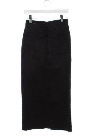 Szoknya Bershka, Méret XS, Szín Fekete, Ár 4 526 Ft