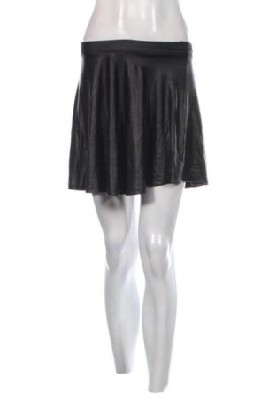 Φούστα Bershka, Μέγεθος S, Χρώμα Μαύρο, Τιμή 12,99 €