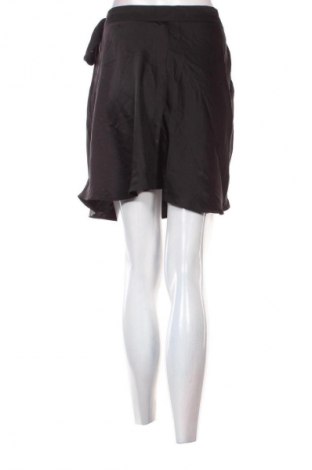 Пола Cotton On, Размер XL, Цвят Черен, Цена 19,99 лв.