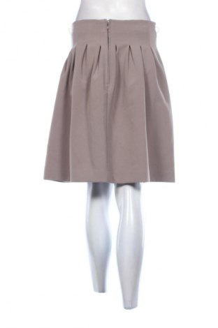Пола H&M, Размер M, Цвят Бежов, Цена 29,93 лв.