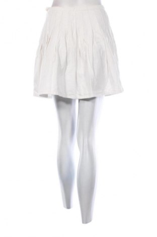 Φούστα Missguided, Μέγεθος S, Χρώμα Λευκό, Τιμή 9,72 €