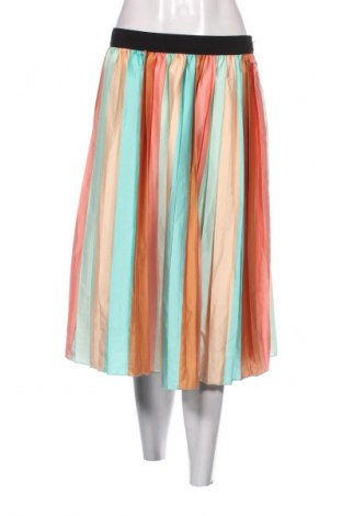 Rock NEW COLLECTION, Größe M, Farbe Mehrfarbig, Preis 20,97 €