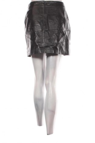Fustă Stradivarius, Mărime S, Culoare Negru, Preț 64,99 Lei