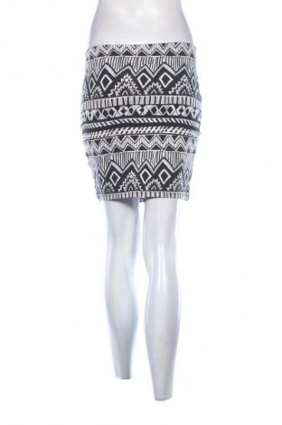 Φούστα Tally Weijl, Μέγεθος M, Χρώμα Πολύχρωμο, Τιμή 6,54 €